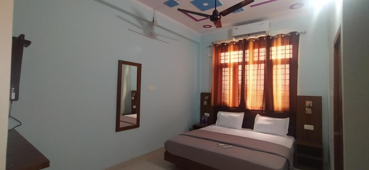 Hotel Comfort Inn Homestay Dehradun Exterior foto
